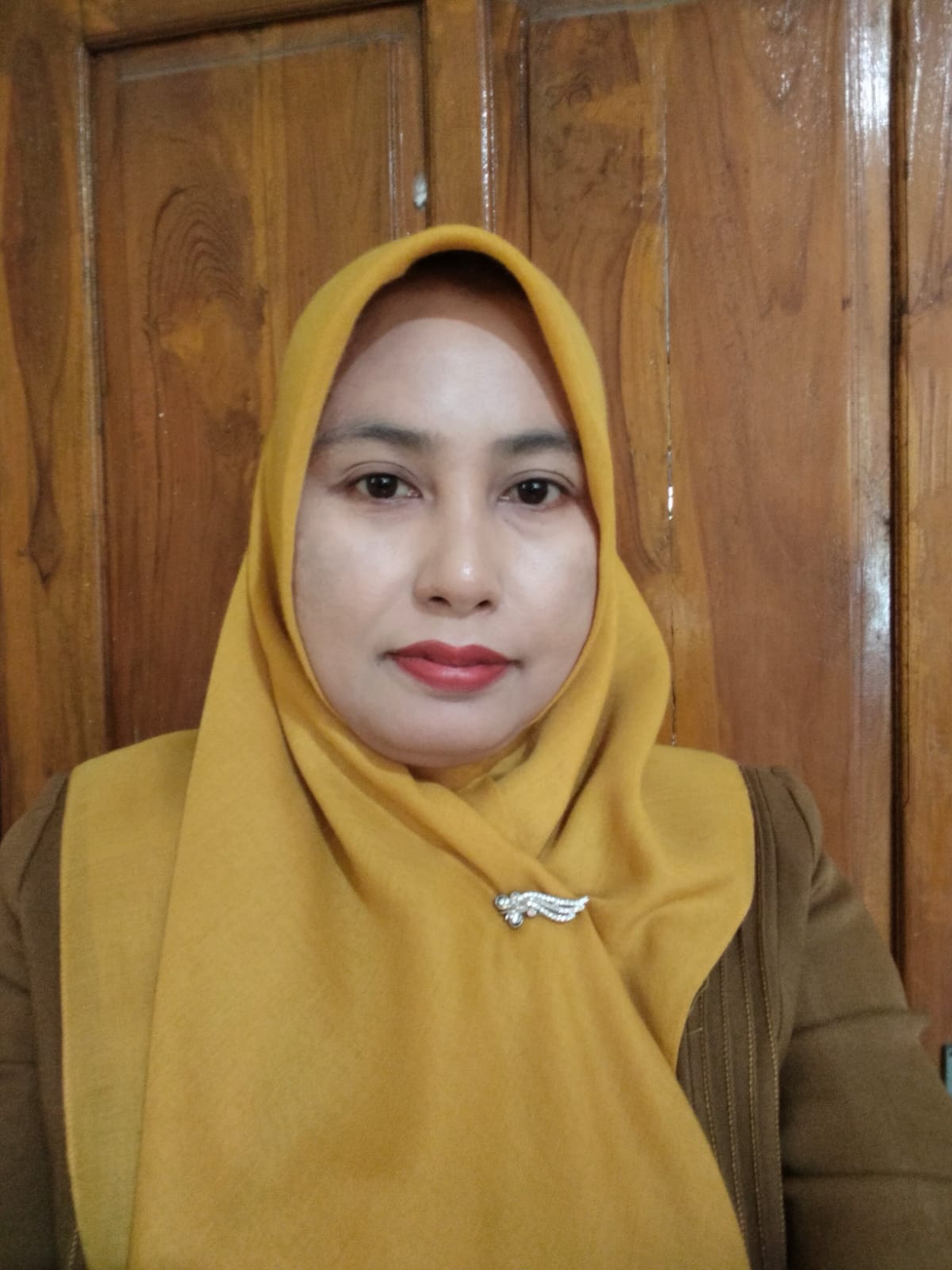 Nurul Fuji Astuti, S.M